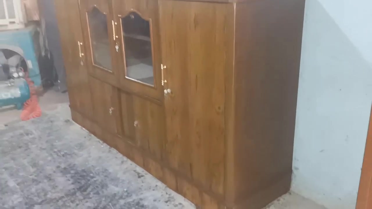 سلام عليكم محل الكعبي يتوفر كناتير وغرف النوم كامله نجف حي ميسان بشريط قرب حلويات بابا روم اتواصل واتساب او اتصال ***********
