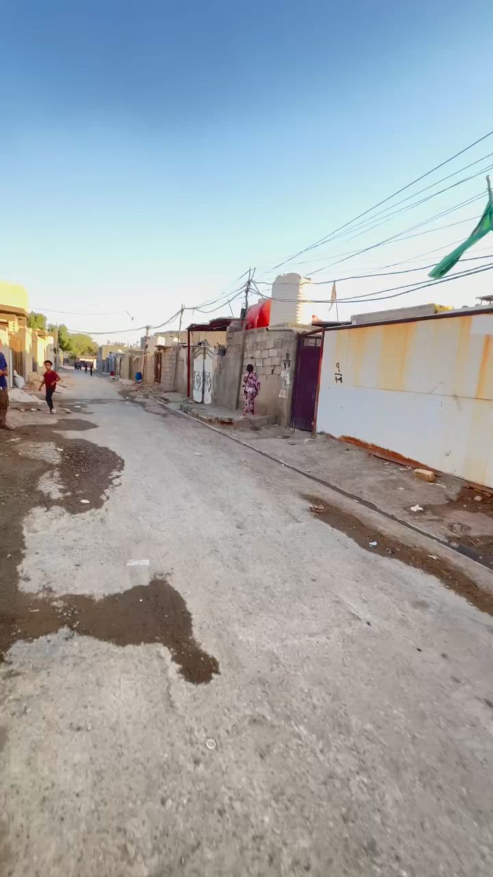 بيت ٢٠٠ متر للبيع مقابل المركز قريب ع شارع
تبليط ومجاري
استفسار ***********
