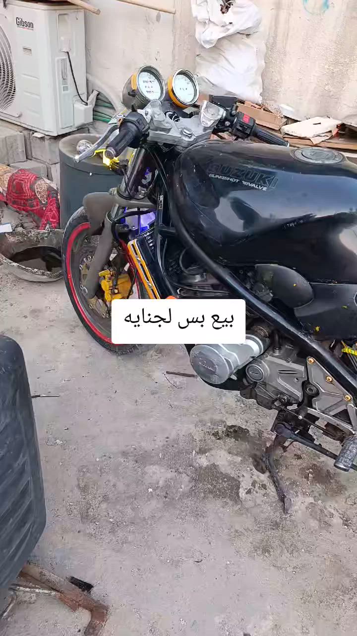 بطح بانده كرستال دراجه بلاديه مامفتوحه مكينتهه بيهه دخنه من ترص بيهه دراجه خير من الله مشي وشلعه وصافيه لاكطعه ولا خربطه مكينه صافيه للبيع او مراوس بيراني حسب القناعه او بيع سعر 800وبيهه مجال لطيبين مكاني بصره ابو الخصيب رقم(***********)

