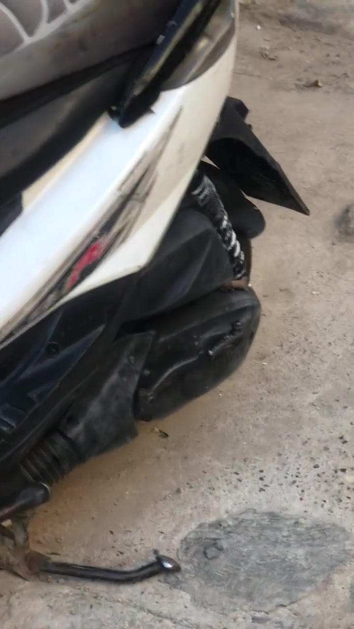 دراجه للبيع بيها تبخير ولفات تعبانه دراجه بيها نقوصات قليله سعرها250الف كاظميه ***********
