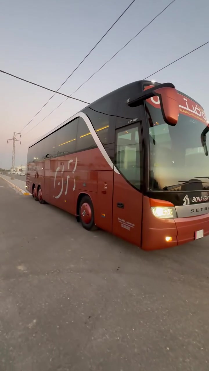 السلام عليكم باص للبيع 415 دخول جديد

مكينه8 گير عادي 55راكب اصل يطاليه 

تخم تاير تبريد زعانف جديد 

تسجيل جديد قرار 102 نجف 

سياره جديده كامله من كلشي 

بيع فقط مكان السياره نجف 

***********اتصال فقط
