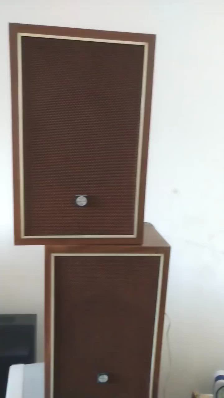 سماعات سماعات انكيو ياباني خشب صوت رهيب نظافة ١٠٠٪.   غير مستخدمين ٨٠ سعر الف زوج


**إذا كنت صاحب هذا الإعلان وتريد حذفه لأي سبب، رجاءا أرسل رسالة إلى الدعم الفني**