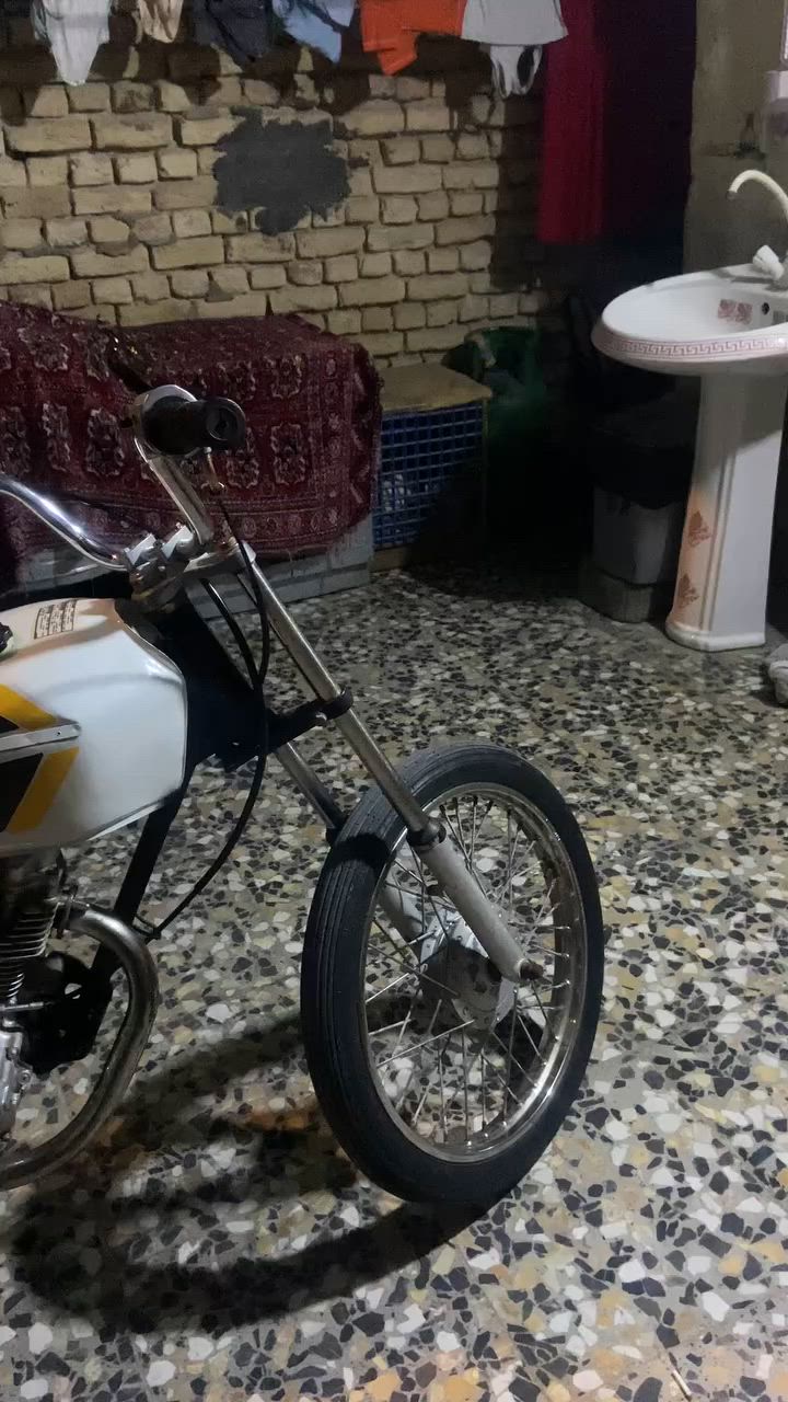 دراجه للبيع كلك كلك دراجه حلوه نضيفه هندر واحد اتشتغل سيجي نامه رايدها 400 وبيها مجال ماني حيانيه هاذه رقمي ***********
