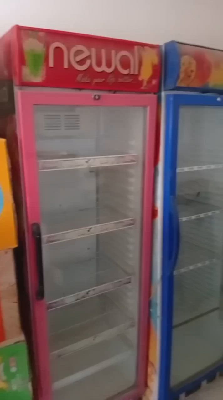 ميز كاشير جديد نوعيه ثقيل السعر ٣٥٠ الف رجل فالته فقط
عارضات عموديه ٤ الوحده ٣٠٠ الف شرط الشغل 
عارضه بطحيه حجم كبير تجميد ٣٥٠ الف
فاترينات ٣ حجم كبير الوحده ١١٠ الف
و٤ اعتيادي الوحده ٨٠  الف 
اليشتريهن شلعه بيهن مجال ان شاء الله


**إذا كنت صاحب هذا الإعلان وتريد حذفه لأي سبب، رجاءا أرسل رسالة إلى الدعم الفني**