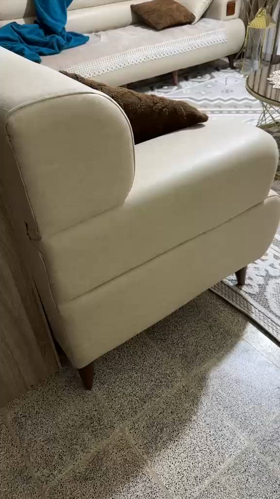 ديوان ٨ مقاعد ٥٠٠ نظيف كلش وتربروف 
تكمه ثقيل مكانه عامريه ويا المفرش هديه


**إذا كنت صاحب هذا الإعلان وتريد حذفه لأي سبب، رجاءا أرسل رسالة إلى الدعم الفني**