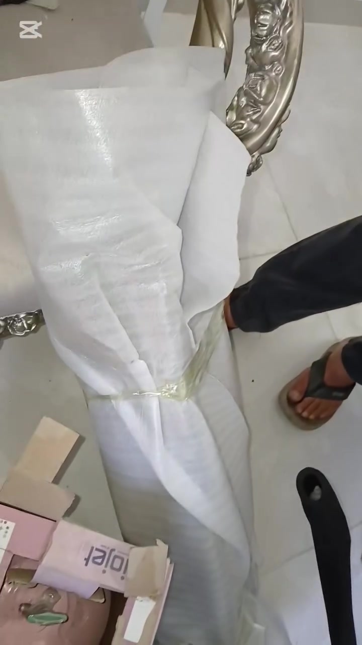 نصب.فتح. غسل . صيانة جميع انواع السبالت داخل بغداد📌 للتواصل📞
***********📲
