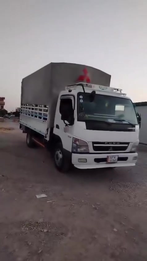 سلام عليكم كنتر للبيع مديل 10/هزه جديده سنويه جديده سياره كامله مكمله ماتصرف عليه ربع رقم شمالي ربيل مداور ثاني يوم سياره بسمي سعر 170وتصل عله هاذ رقم ***********
