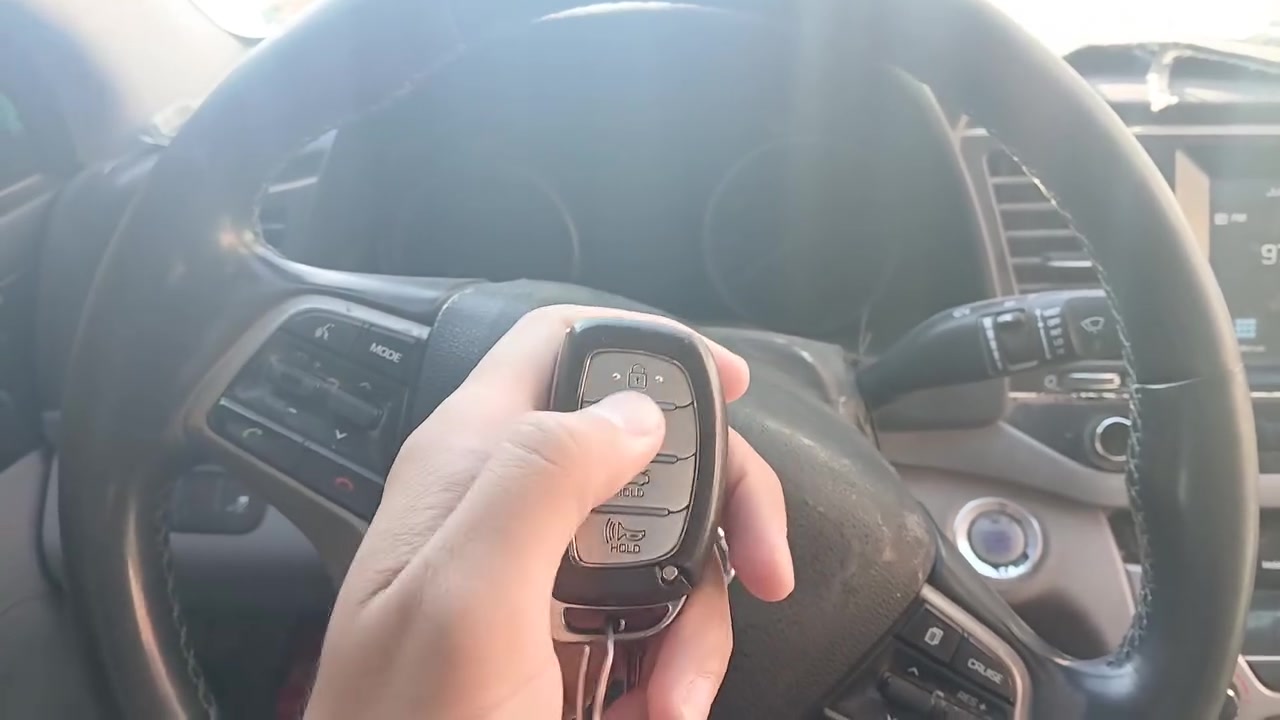 Hyundai elantra 2018 usa smart key programming 🔥
هيونداي النترا ٢٠١٨ امريكي برمجة بصمة اضافية 🔐

📍 الفلوجة - شارع الجيش الشعبي - مجاور مطعم كباب ابو احمد 

للتواصل 📞: 
***********
***********
#العراق #مفاتيح #ورشة_حميد_المحمدي_للمفاتيح #اكسبلور #اكسبلور_فولو
