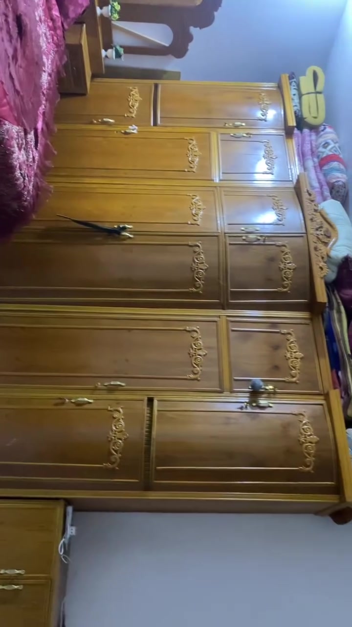 غرفه عراقيه 6 ملحقات نضيفه قيمو شكد تسوه وبل عافيه مكاني بلديات وهاذه رقمي ***********
