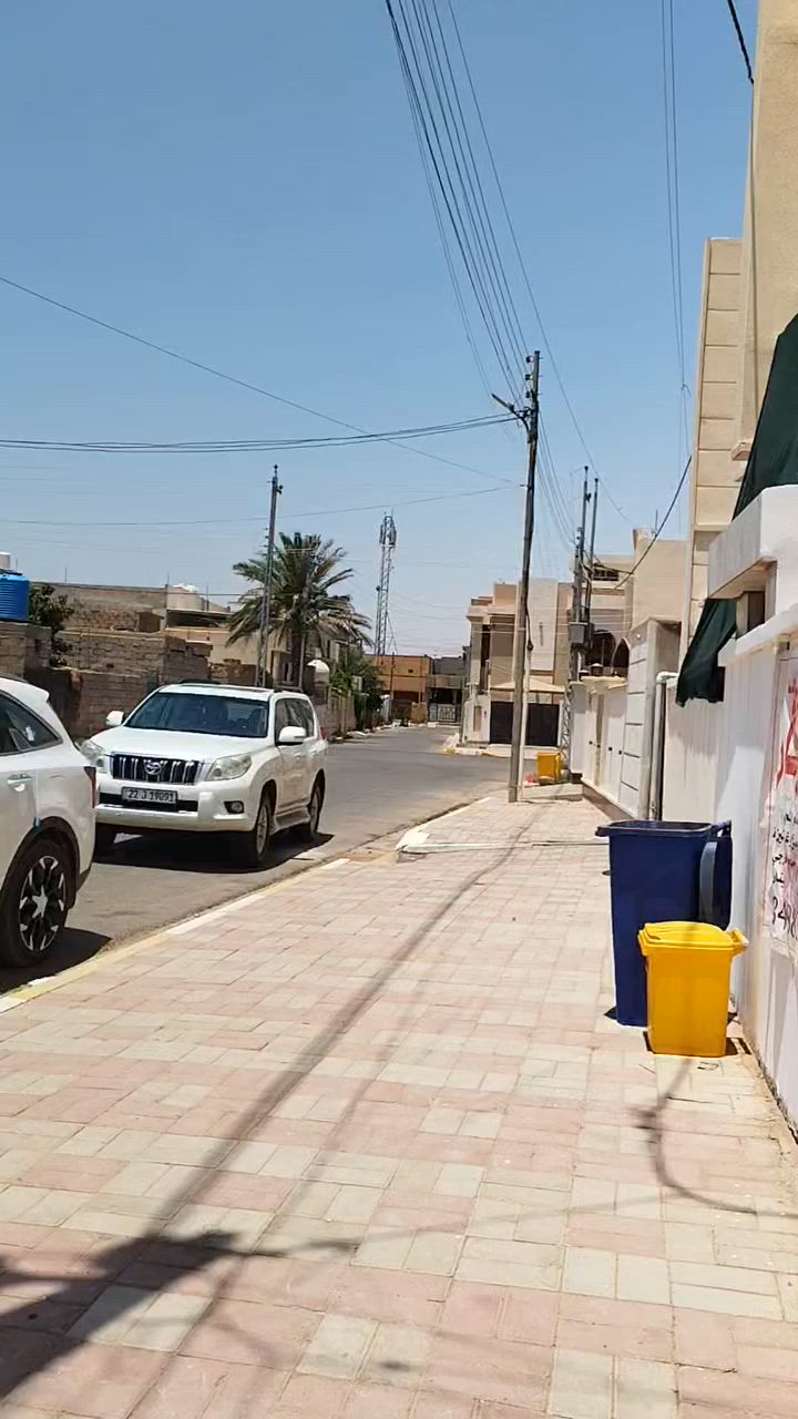 بيت طابق ثاني معزول للايجار جديد رمادي تأميم حكم المحلي 
غرفتين نوم واستقبال وصاله داخليه مع وطبخ وحمام مع صحيات غربي وشرقي ومناور
سعر الايجار350
***********
