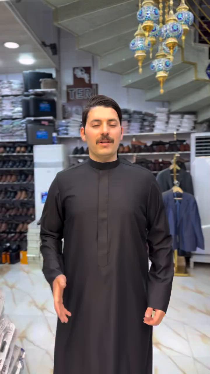 💥 دشداشة تاج الملكي 👑 لون اسود 💥
⭕️ السعر 25 الف فقط 💥 عروض محرم 
⭕️جميع القياسات متوفرة ⭕️
📍 واسط _ العزيزية _ شارع الخليج *********** #اكسبلورexplore
