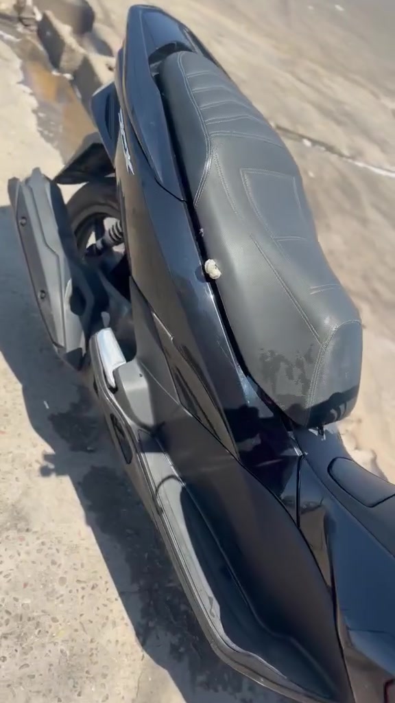 سلام عليكم....
دراجة (PSX)...(جيل الثاني)  
🛵للبيع  
دراجة شلعه معدل كهربائيات كلهه شغاله 
دراجة جديده  مصارلي كم يوم من نزلته من الرمبه بس حتاجيت فلوس بلادية ماشيه 61 الف 
أي نقص مابيهة مكاني بغداد الشيخ عمر 
الاستفسار : ***********
 يشهد الله دراجه جديده مكينه ممفتوحه بلادي وديه اي فيتر السعر 15 وبيها مجال
