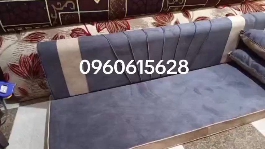 قعدة ملوك.. وراحة العمر كله بصالونك! 🛋️🔥
ترند الموسم وصل.. الفخامة العصرية ببيتك! ✨
جدد بيتك مع أرقى مجلس خليجي نفخ من مفروشات أبو عمار سرجاوي 👑
💎 المواصفات الملكية:

* قماش مكفول بعيش معك العمر✨
* إسفنج سوبر لأعلى درجات الراحة والرفاهية ☁️

* تفصيل حسب الطلب (اختر ألوانك ومقاسك ليناسب مساحة بيتك) 🎨

🎁 العرض الأقوى من مفروشات أبو عمار:
التوصيل مجاني بالكامل لكافة المحافظات لباب بيتك! 🚚
📍 العنوان: الدانا - بعد صالة عكاش بـ 50 متر.
📞 للحجز والاستفسار: 0960615628
(أو تواصل معنا مباشرة عبر رسائل الصفحة ماسنجر


**إذا كنت صاحب هذا الإعلان وتريد حذفه لأي سبب، رجاءا أرسل رسالة إلى الدعم الفني**