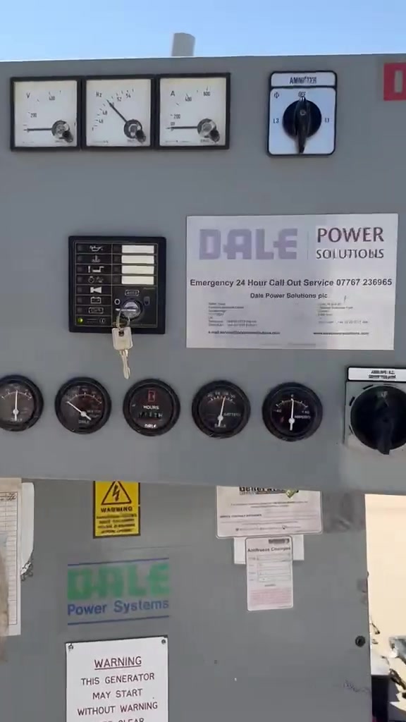 السلام عليكم من رخصة الادمن مولد كمنز 6 سلندر 14 لتر راس التوليد بريطاني 345KV حقيقي جديد غير مستعمل زيرو صبغ بلادي وارد اوربي للاستفسار عالرقم ***********
