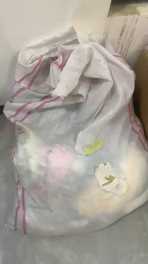 سلام عليكم عندي شلعه غراض امزون وكارتونه ملابس أطفال وبيهن تراكات نسائي واطفال هواي وغراض سياره كلشي بيهه الي يريد يفتح مشروع او الي عنده مشروع امزون يفيدنه مكاني بغداد مكاسب قرب حي الجهاد وعندي ستاند تصوير الي يريد يراسلني خاص ويدلل


**إذا كنت صاحب هذا الإعلان وتريد حذفه لأي سبب، رجاءا أرسل رسالة إلى الدعم الفني**