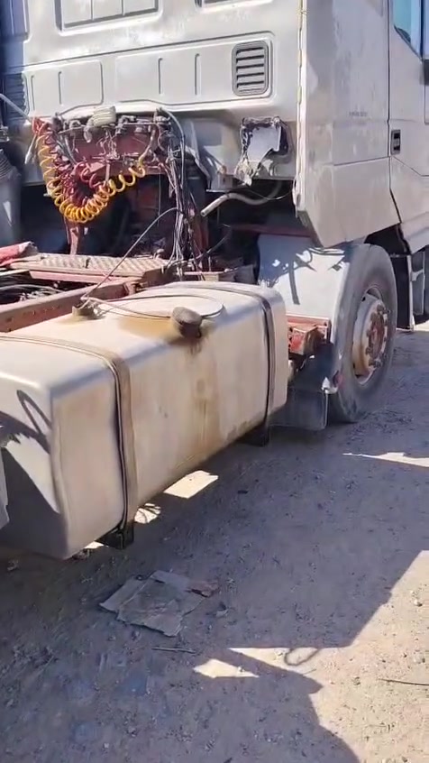 السلام عليكم افيكو للبيع مربوطه فلات السنويه ل 26 جير حصيره مكينه وقير واكسل كفاله شرط التحويل مكان بغداد الحريه السعر 68 وبيها مجال حق الجيه ***********
