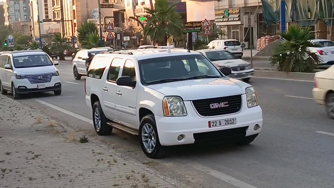 السلام عليكم جمسي 2007 طويل رقم اربيل مميز خط نهضه اربيل رسمي سياره ابيض اصل مو تغير لون مصفره هيئه  سياره جاهزه حاليا تشتغل ع سليمانيه بيها كتاب رسمي مكينه وكير واكسل كفاله  حداديه و ويل كب وتخم تاير جديد تبريد ثلج شاشه سستم سماعات مال 24 ودمام اضافي لايت زنون اصلي سياره جاهزه ع اخر  حبايه تحويل او وكاله حاضر  سياره طبله اصل 
ترهم مراوس بسياره زغيره خصؤصي السعر 160 السياره بيها 3قطع صبغ بس اني ابيع حزام  السياره حاليت بيد سايق واذا تريد يبقه بيها عادي 
مكاني بابل مسيب ***********
