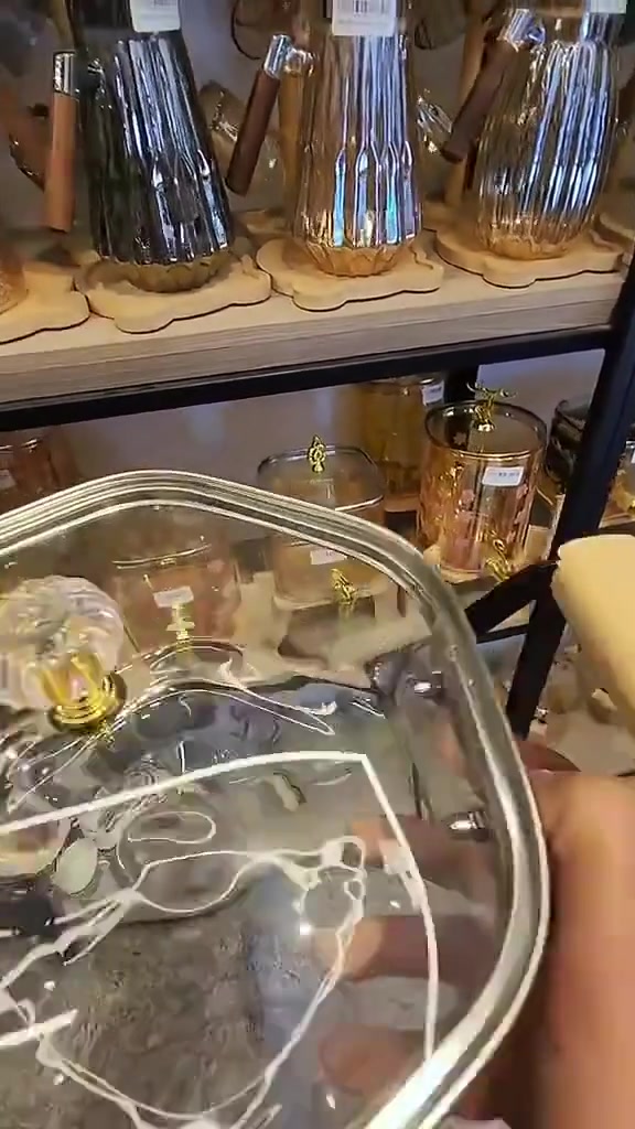 من اجمل ألجداري البايركس  بشكل وتصميم جدا انيق و حديث وعملي قمة بالروعة والرقي وجودة عاليه 💕 للطلب والاستفسار 🔸محلات بيت بغدادي لبيع المواد المنزلية جملة مفرد🔹توصيل لكافة انحاء العراق🚛🔸للتواصل معنا : موبايل - واتساب - تلكرام  ***********  ***********  🔹وايضاً للمزيد من المعلومات زورونا على العنوان: الوزيرية الصناعية الشارع المجاور لقناة البغدادية  مجاور عمارة الرحمن  الموقع على خرائط گوگل بيًت بغدادي #جملة #اكسبلور #مطبخ #مطبخي #ترند.بيت_بغدادي
