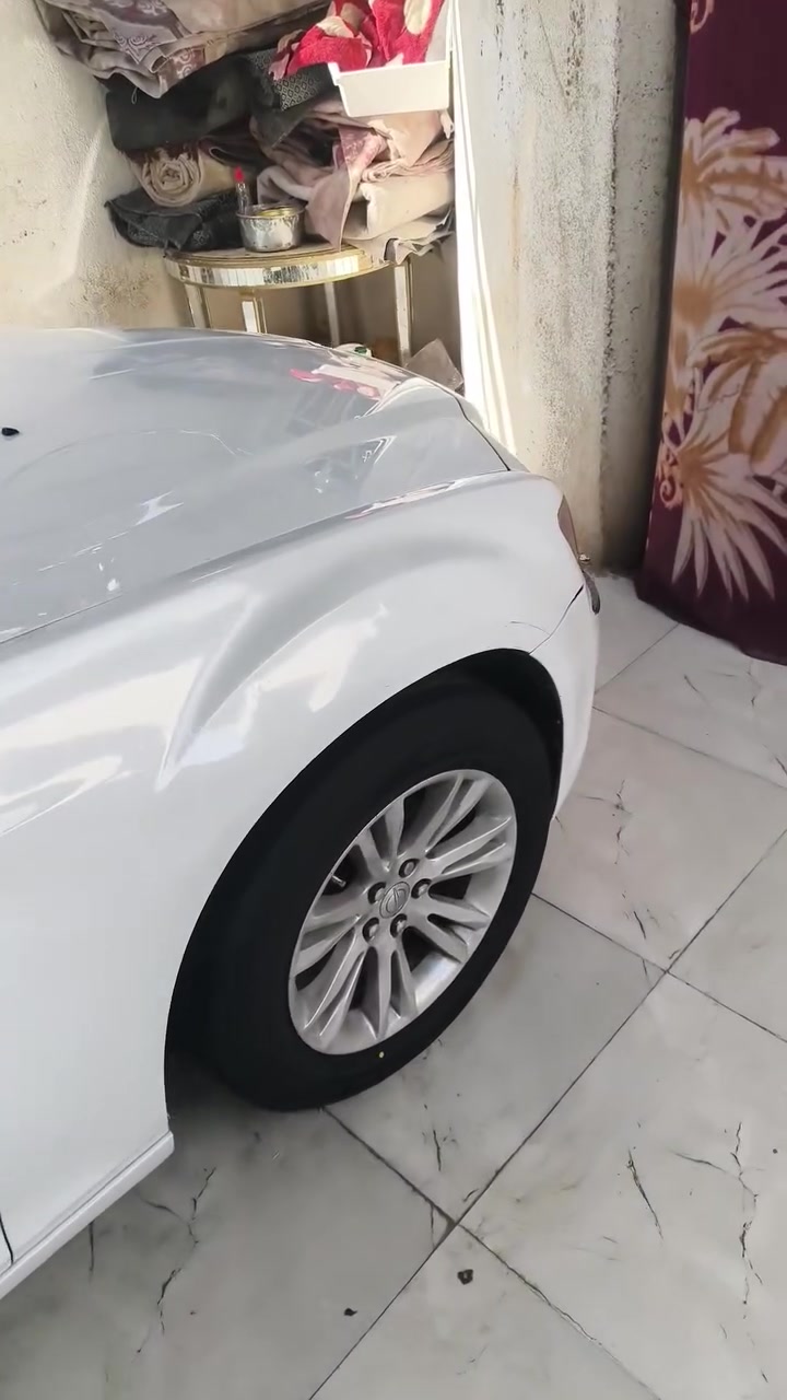 السلام عليكم سيارة اوبامه حاويه خليجي كفاله الكص والصبغ محرك 3600 أسمع تفاصيل أكثر بلفيديو السعر 93 مكان السياره بصره زبير للتواصل ***********
