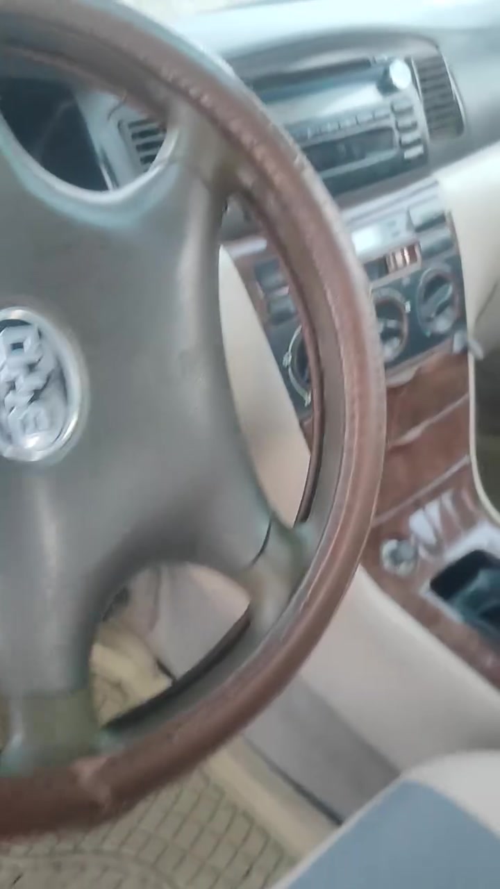 السلام عليكم BYD    مكفوله 2011 سياره كامله من كلشي  تبريد ثلج   سياره من الشركه علئ ايدي مكفوله  من الصبغ وضربه   محرك كير مكفول مكانه بابل  ***********
