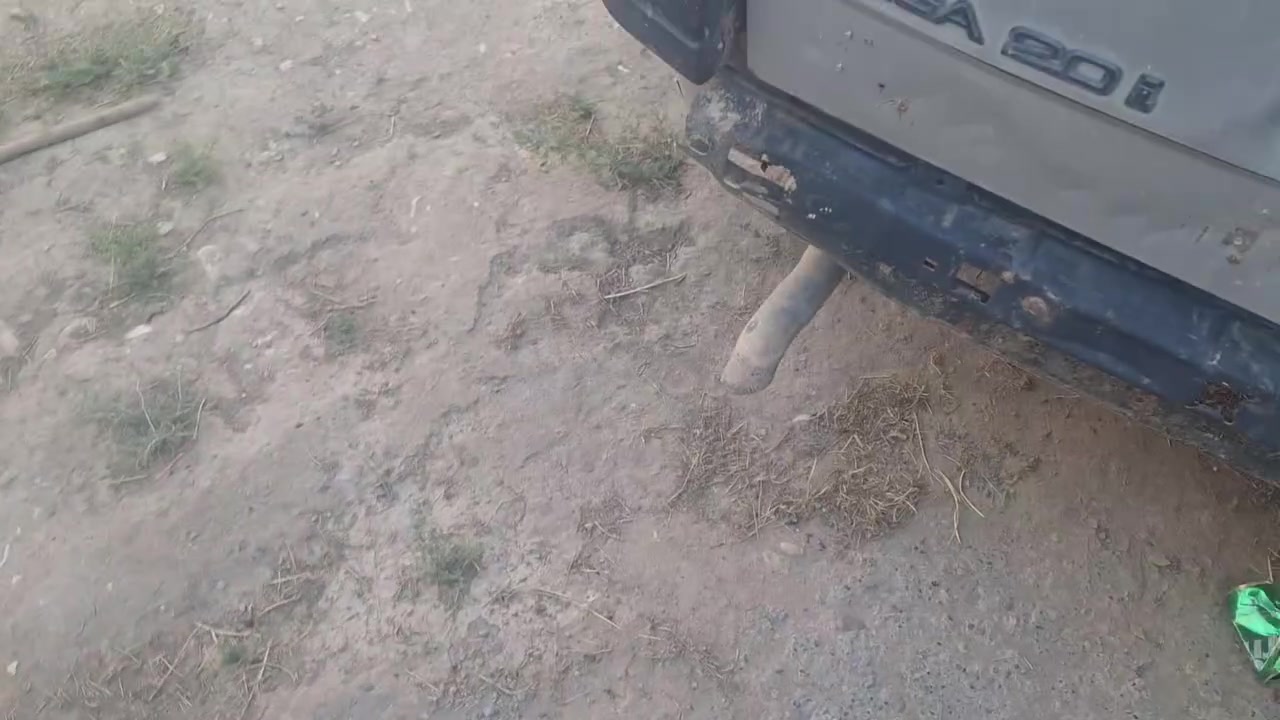سياره للبيع مكينه شغال***********
