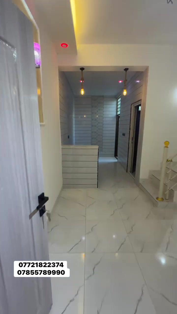 عقارات كربلاء المميزه🏠 دار للبيع في كربلاء - حي الإطارات 🏠
 المساحة: 100 متر (طابو صرف)
 الموقع: كربلاء - حي الإطارات، موقع ممتاز وقريب من الخدمات.
 خيارات البيع: متوفر للبيع مع الأثاث أو بدون أثاث (حسب رغبة المشتري).
***********📞 للتواصل والاستفسار، يرجى الاتصال على الرقم التالي:
***********
#عقارات_كربلاء #بيوت_للبيع #كربلاء #حي_الإطارات #عقارات_العراق #دار_للبيع #عقارات #بيت_للبيع
