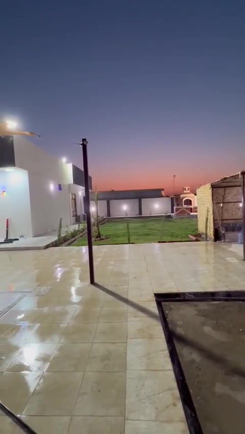 من بعد إذن صاحب الكروب 
مزرعة للبيع نص دونم مقابل مدخل 3 خلف معمل بلوك 200مليون مزرعة شغالة البيع  لان عدم تواجد خارج بلد 
***********

 إذا المبلغ مجزّأ، ماكو أي إشكال، بس راح يكون السعر مختلف.
