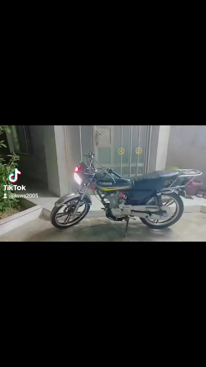 السلام عليكم ماطور خمسه كير محرك مامفتوح كبس كهربائيات كلها شغاله سلف لايت اشاير دبلات شغاله ماطور نضيف مابي اي عيب سعره 380 مكاني كركوك ***********
