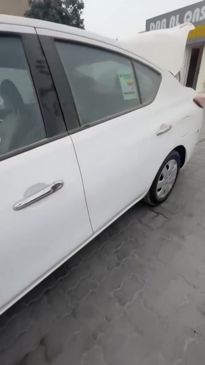 سلام عليكم
نيسان سني 2024 هندي ام بليته الزركه سياره كامله ع وضع الشركه كله بلادي ضربتها بل مشنور بسيطه كتاب شهداء داخله ب ب115 وبيها مجال مكاني ناصريه حي العسكري ‏‪***********‬‏
