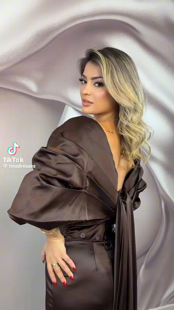 فساتين جديد
الله شاهد جديد جزء من بضاعتي
الاسعار ماتجاوز ٣٥ الاسعار من ٨ الاف


**إذا كنت صاحب هذا الإعلان وتريد حذفه لأي سبب، رجاءا أرسل رسالة إلى الدعم الفني**