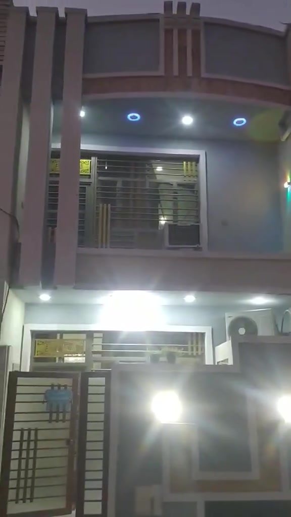 بيت للبيع مساحة 50,متر سند,25. قاطين كامل من كلشي كهرباء وطني وخط مولد وانترنيت ولشارع مقرنص ومجاري خدمات كاملة السعر,52وبي.مجال.....،،***********
