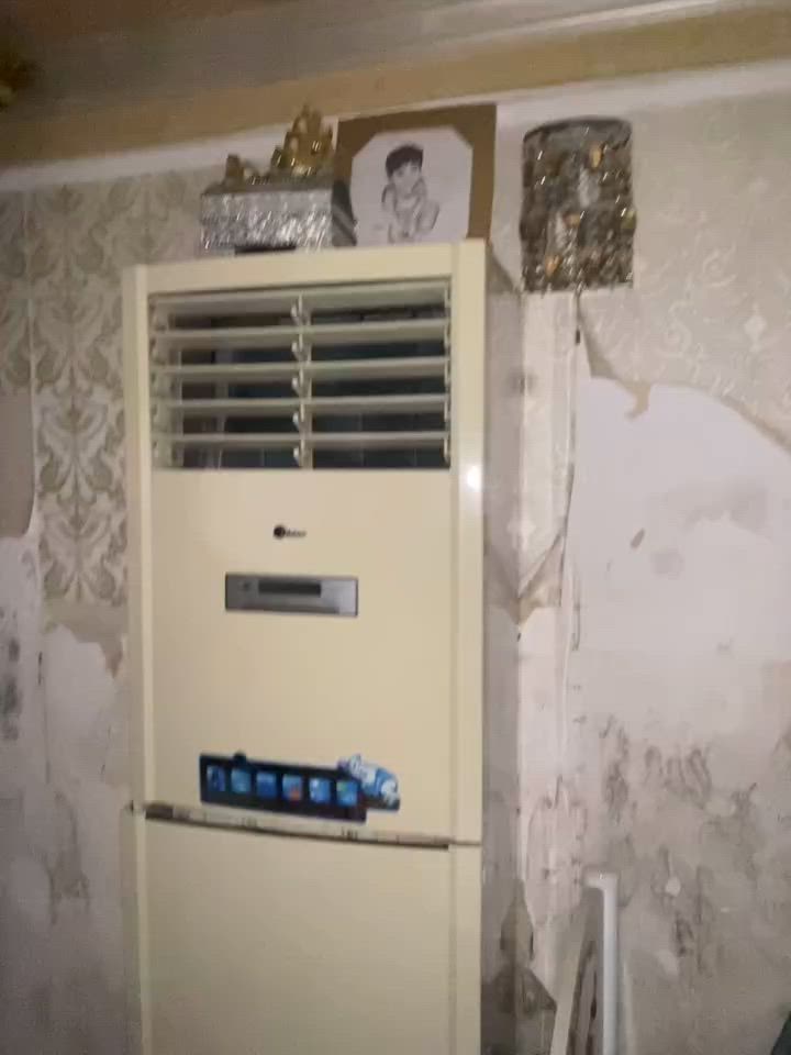 سبلت البيع الاسم ميديا سعر 800 بكان بغداد العامريه الاتصال ***********
