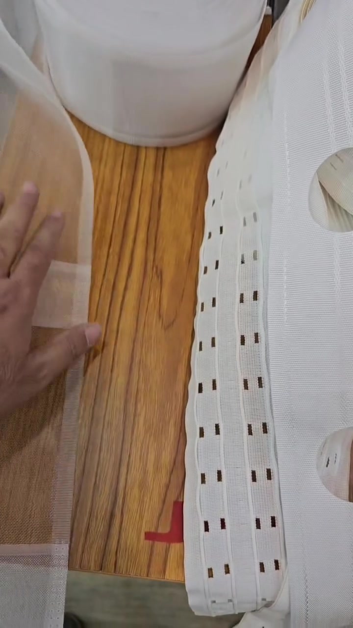 متوفر خياطه ستائر جميع الموديلات 
سفيفه برده بديل الحلقات 
سفيفه حلقات 
سفيفه حبل 
موصل حي النور قرب لحوم الزعيم داخل الفرع
واتساب.***********
