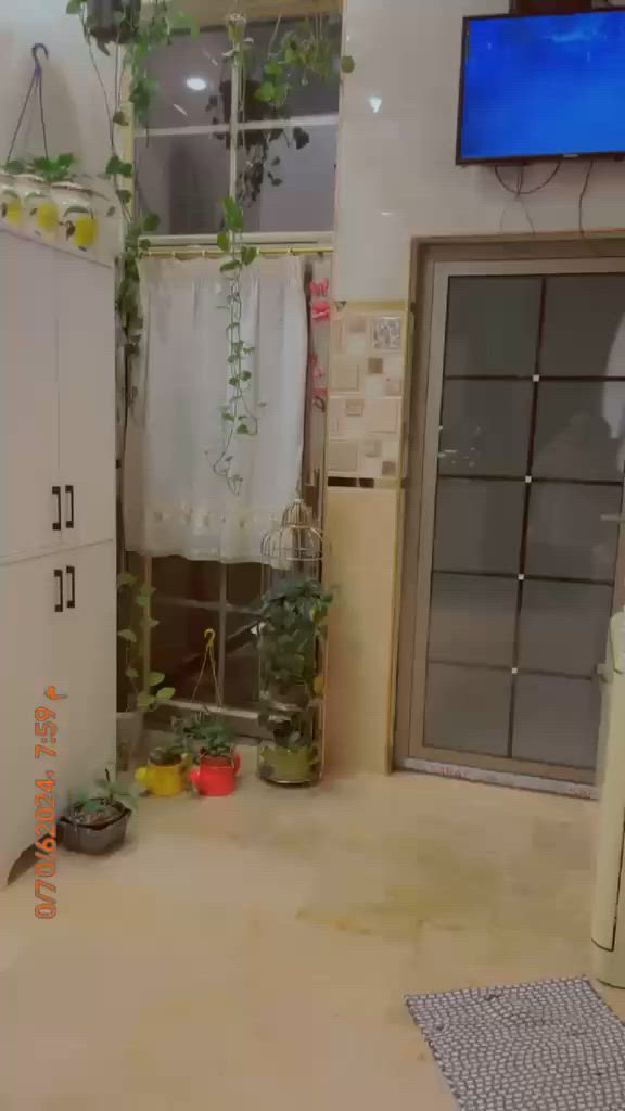 بيت طابو صرف مساحه 54 مع مساحه تشجير فوك 70متر العنوان الرساله الثالثه الاستفسار على الرقم ***********1
