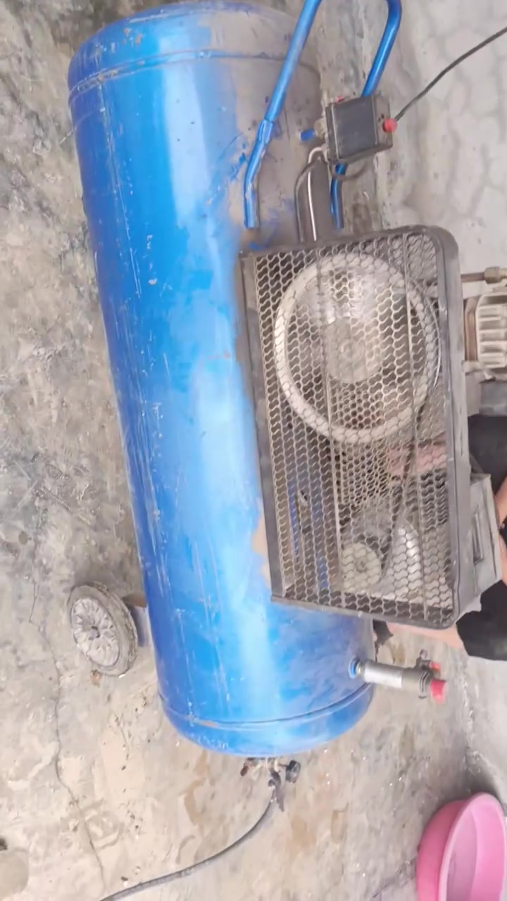 بطل هواءمع صوندةعدد2مع مسدس فتح مع دريل خلع مكان ديالى شهربان ***********
