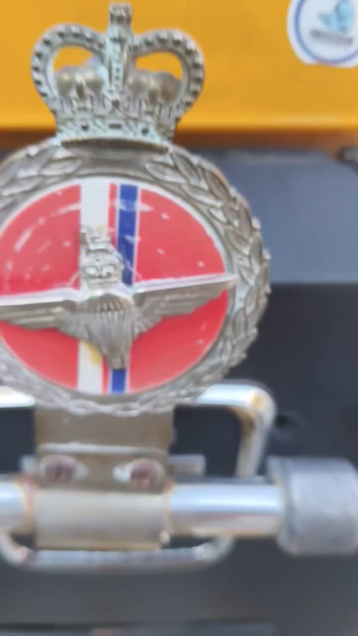 سلام عليكم تكتك البيع موديل ٢٢رقم بغداد المكان كوت ***********
