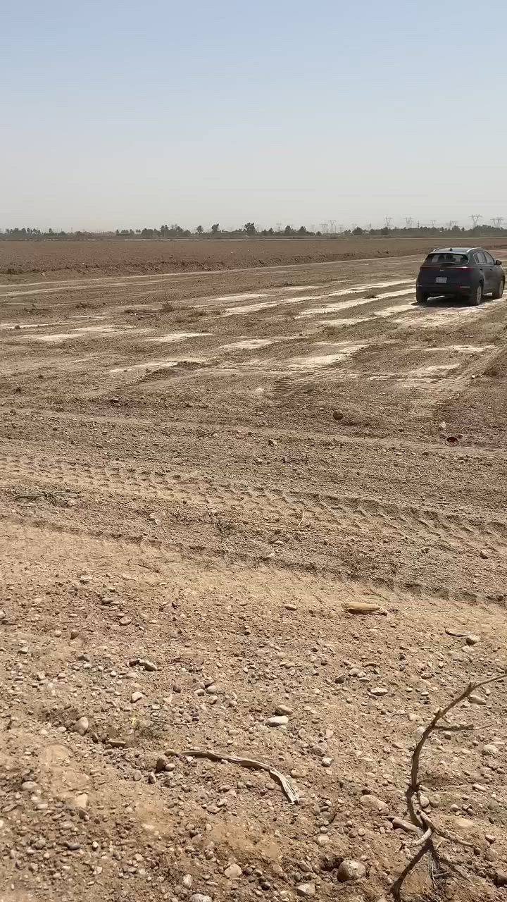 سلام عليكم ١٢دونم طابو تحويل بسمك سند تباع حسب الطلب بغداد الكرغوليه نزلت علي ناجي تصلح مخازن سكن مزارع ستثمار 
***********

