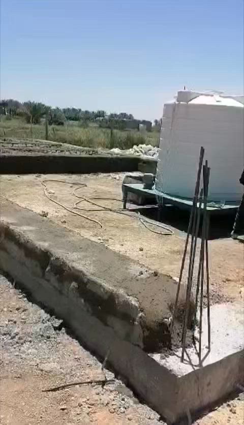 السلام عليكم ورحمه الله 
تم بحمد الله اكمال اساس في محافظة كربلاء وان شاء الله ينال اعجابكم 
ابو قاسم لبناء الحجر كرسته وعمل 
***********

