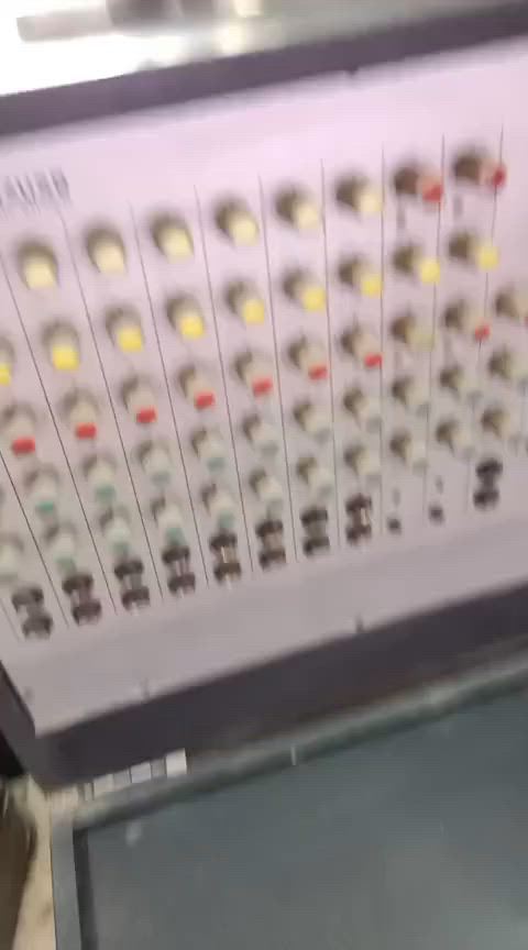 مكلف بلنشر اخوان
اجهزه البيع كلمن وسعره احبتي
هذا رقمي((***********)) بيه واساب اليحب يتصل واني بخدمتكم.
