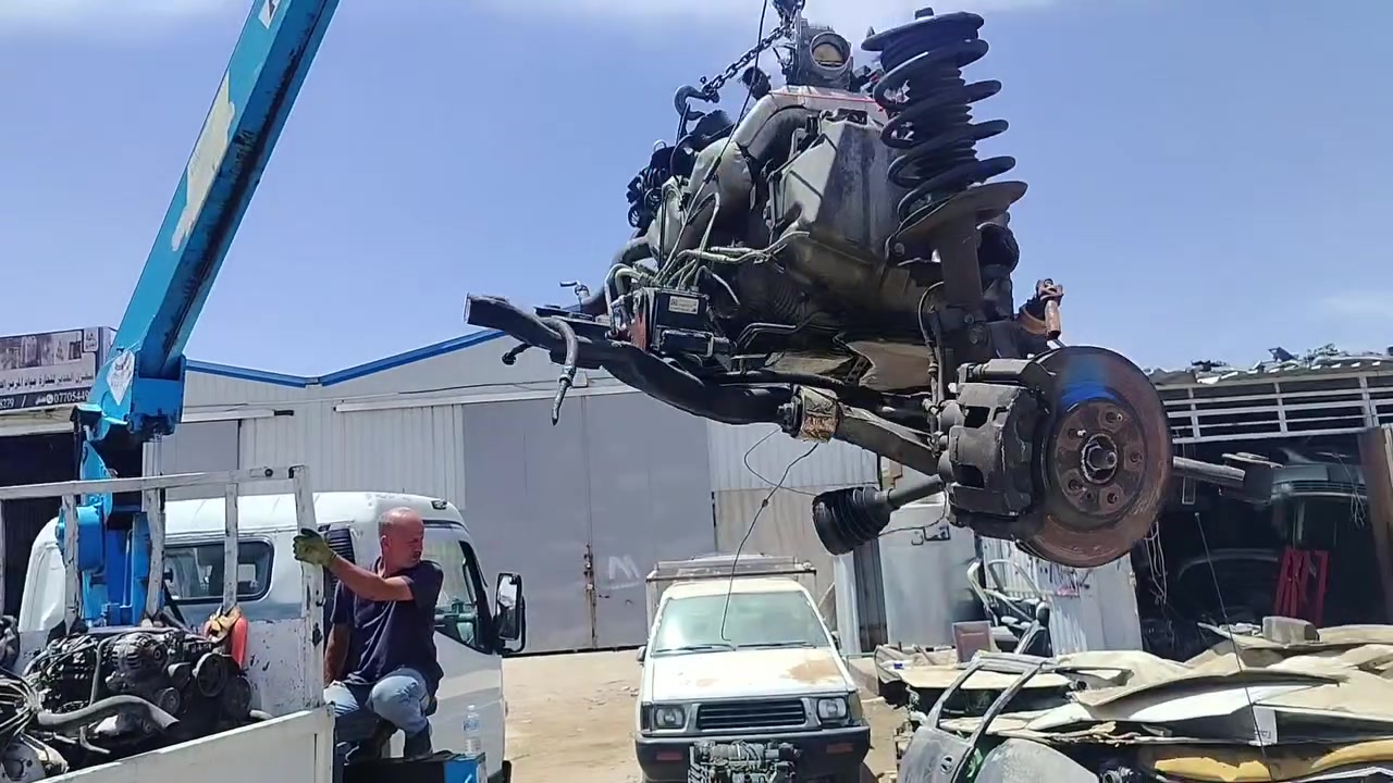 متوفره جميع لمكاين وكيرات مال دوج كلايزر ودوح كرفان حديث وقديم وبلاندر وامبالا ولومينا ويوجد لدينا الصيانه فتح وشد حداديه وفتح وشد مكينه وكير شغل درجه اولى بالضمان العنوان بغداد الحسينيه مال راشديه قرب المرور مالل لحسينيه ويوجد توصيل الى جميع لمحافظات وتحياتي لكم للاستفسار ***********
