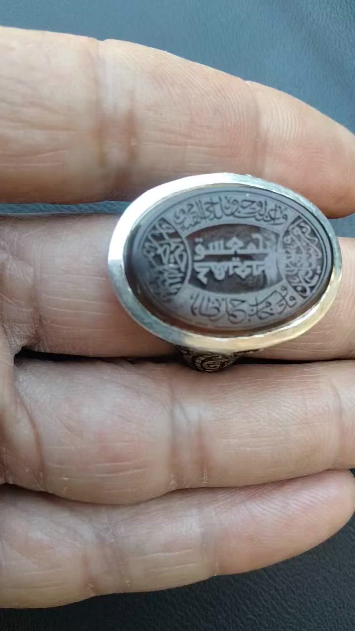 السلام عليكم عقيق يماتي صياغه عرفان خط السيد القاضي قياس 22 توصيل فقط بغداد سعر الخاتم 120


**إذا كنت صاحب هذا الإعلان وتريد حذفه لأي سبب، رجاءا أرسل رسالة إلى الدعم الفني**