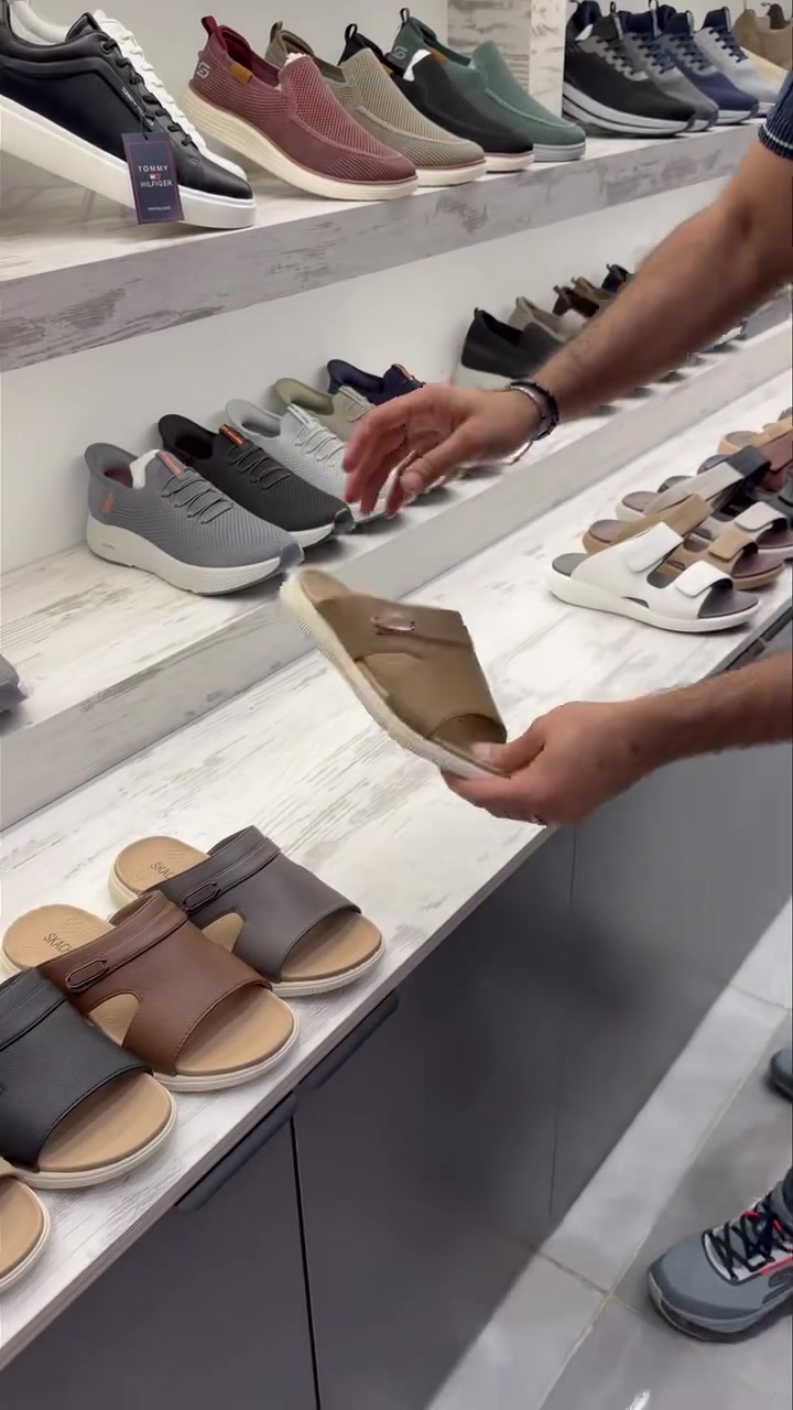 العرض رجع توفر🔥

لمدة يومين فقط 🔥

عنوان المحل 
📍السيدية شارع قطر الندى نزلة جسر الجادرية بأتجاة السيدية مجاور حمام بشوات بغداد 

***********
