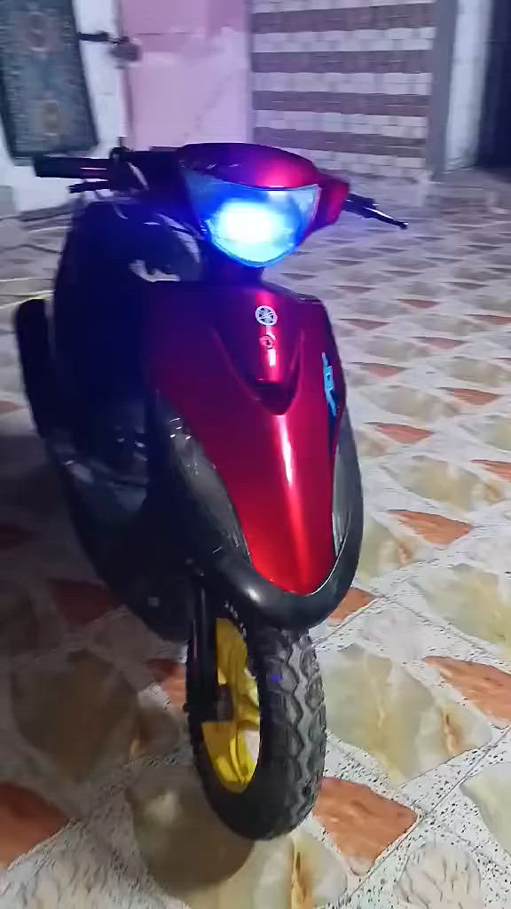 سلام عليكم  دراجه ماكس عدله للبيع بيه خيط بخار ب 250بيه مجال  ***********

