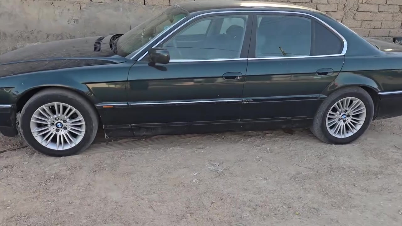 وينه اليدور جاهزه وربع ميذب عليه
‏BMW E38/740i/1997✈️
‏محࢪك جديد 4000   هاون وفول 🦾

‏كيࢪ 🐊 جديد🚀

‏معدل 220رون3.5 رون ناصي

تبــــــــــــريد ثلــــــــــج ❄

تــــــــــــدفئه شغـــــــاله 🔥

‏منظومة زينون بالكامل🔦

منظومة ABS شغال💯

‏عالي زنون نهار شغلي🔦

‏ناصي عدسات جدد زنون🔦

‏بروجكتور زنون 🔦

‏سوارات طلب خاص⭕⭕

‏ريمونت بلادي  وشغال💯

‏تحـــكم ستيرن بالكامل شغال💯

‏شاشه اندرويد كار بلي فول 🛜

‏كامــــــــــــــــــرا خلفيه 1080💯

‏سستم صوت بالكامل مضخم 🔊

‏كشـــــــــــنات كهربائـــــــــــيّ 💯

‏صنــــــــدوق شفـــــــــــــــــــط💯

بـــــــــك لايت LED اصــــــلي💯

ﺣســــــــاســــات خلفيــــــــــه💯

‏مروحه f01 نظام التشغيل تدريجي

 وي العقل سستم كلفني175الف💯

‏رقم اربيل دولي تحويل او وكاله 💯 
سنويه نافذه من شهر2025/9/1
غرامه صفر

 ‏جاهزه ع اخر حبايه💯

‏تخم ويل حتى الاسبير وتخم تاير هانكوك مصار سبوع من شدية

‏طخه بسيطه جاملغ الخلفي عكس السائق ⁉️

‏العنوان ميسان 
‏‪***********‬‏

‏الســــــــــــــــــــــــعر 80 وخادم لشراي  

 السياره حيل متعوب عليه تشوفه غاليه عليك جوه نعالك اعبره واعتبر نفسك ماشفت 🌺
