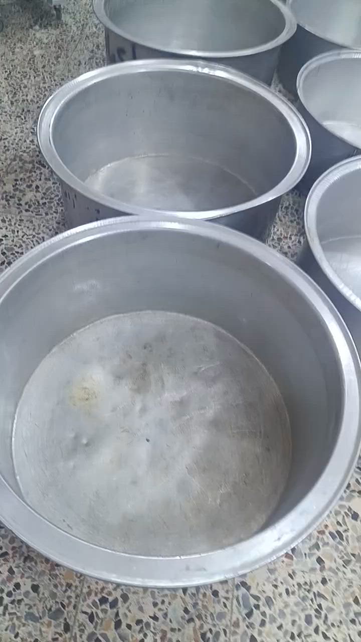 جدوره مستعمله قليل للبيع كلمن سعره مكاني طالبيه قريب علوه زويني
استفسار 
***********
