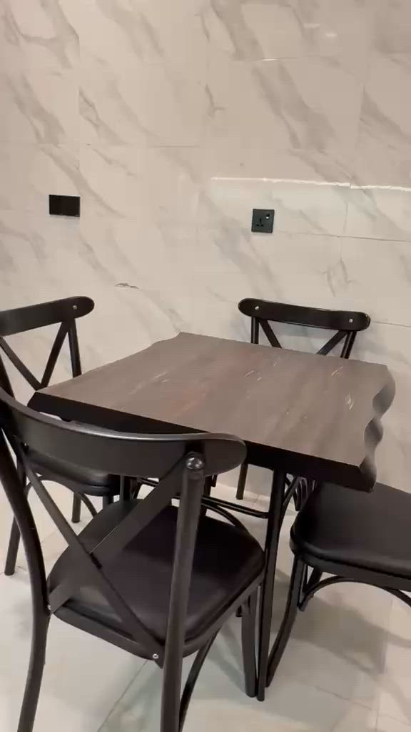 ميز طعام. اربع كراسي  تزكام ارجل حديد ب٢٥٠  كلش ثكيل استعمال خفيف..
بغداد الاعظميه


**إذا كنت صاحب هذا الإعلان وتريد حذفه لأي سبب، رجاءا أرسل رسالة إلى الدعم الفني**