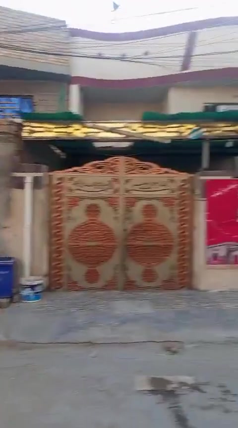 سلام عليكم بيت بحي النصر واقع حاله 150متر

بي معامله كامله بس بيع واقع حال 
حي النصر شارع لاول خامس فرع
الاستفسار
***********
