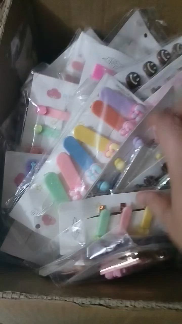 سلام عليكم بنات هاي كارتونه حمضت على كلبي عود كلت اغير من بضاعه وبثي هم ميساعد
لي حاب ياخذة بلعافيه عليه كله ب35مع توصيل 
#الجميع


**إذا كنت صاحب هذا الإعلان وتريد حذفه لأي سبب، رجاءا أرسل رسالة إلى الدعم الفني**