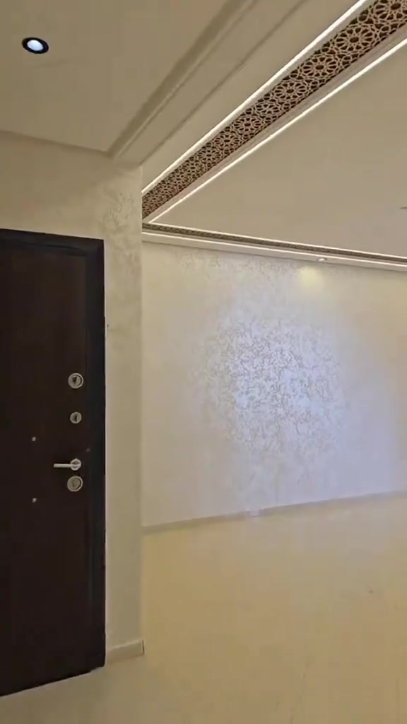 (كولدن للديكورات العامه )                                                                      موصفات العمل                                                                         هيكل حديد🕶 
جبسم بورد🟩                                          كافه انواع الديكورات الدخلي
اناره بروفايل
صبغ الدور والبنايات داخلي وخارجي🖌️ 
باركيه خشب                                                                         سحب ملكي🏛️    
ورق جدران 
بديل الخشب والرخام 
تشطيبات وترميم شامل 🏠
للطلب والاستفسار الاتصال على الرقم ***********                   اسعار تنافسيه حقيقيه بغداد الكرخ الرصافه🌎
