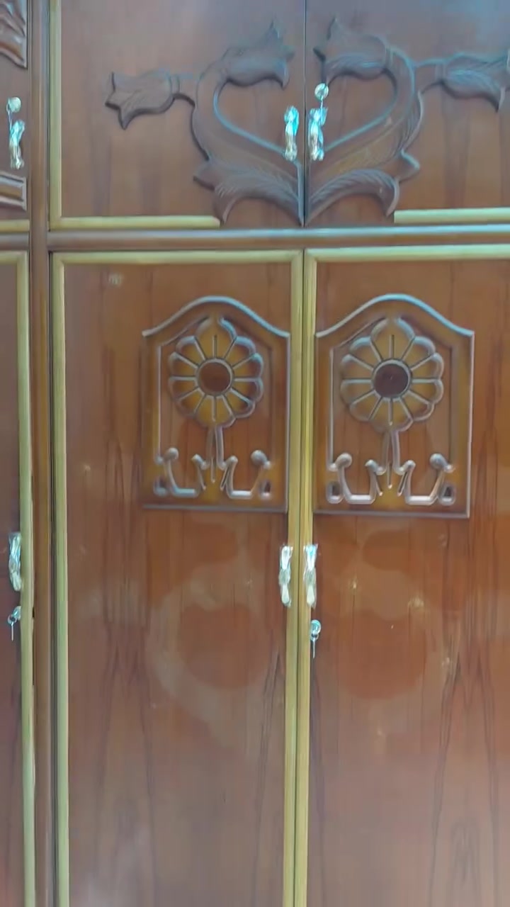 كنتور ابو السته طابقين داخل وخارج صاج ضهر جرجوبه خمسه ملم مستعمل عنوانه كوت حي الجهاد شارع النجارين نجارة ومعرض الحجامي الاتصال او مراسلة الصفحه سعره( ٣٠٠)  ***********
